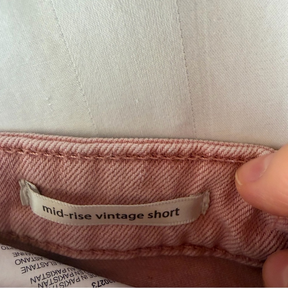 Wrangler Mid Rise Vintage Shorts Cut Off Pink Denim Women 26 Raw Hem Cotton READ - Picture 3 of 6